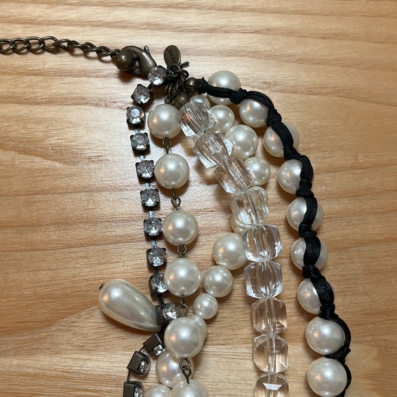 Chico’s pearl necklace - Picture 3 of 3